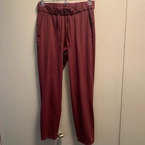 Lululemon On The Fly pant